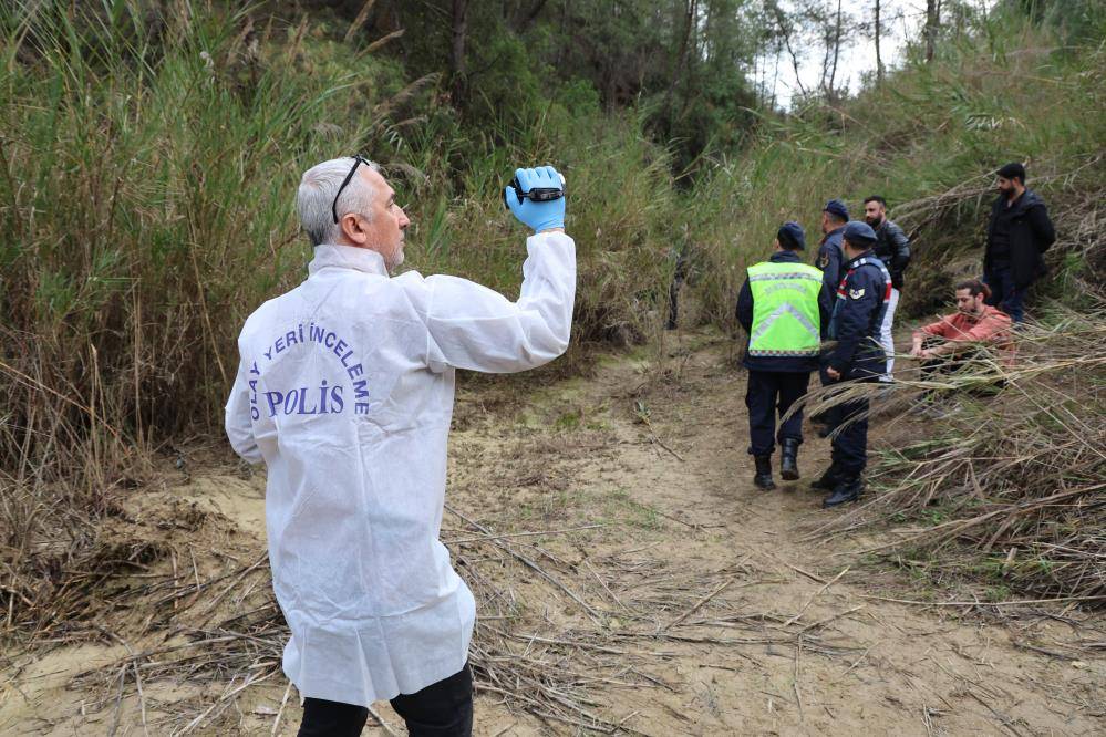 Ailesinden 5 kişiyi öldüren polis 8 yıl önce de haber olmuş 10